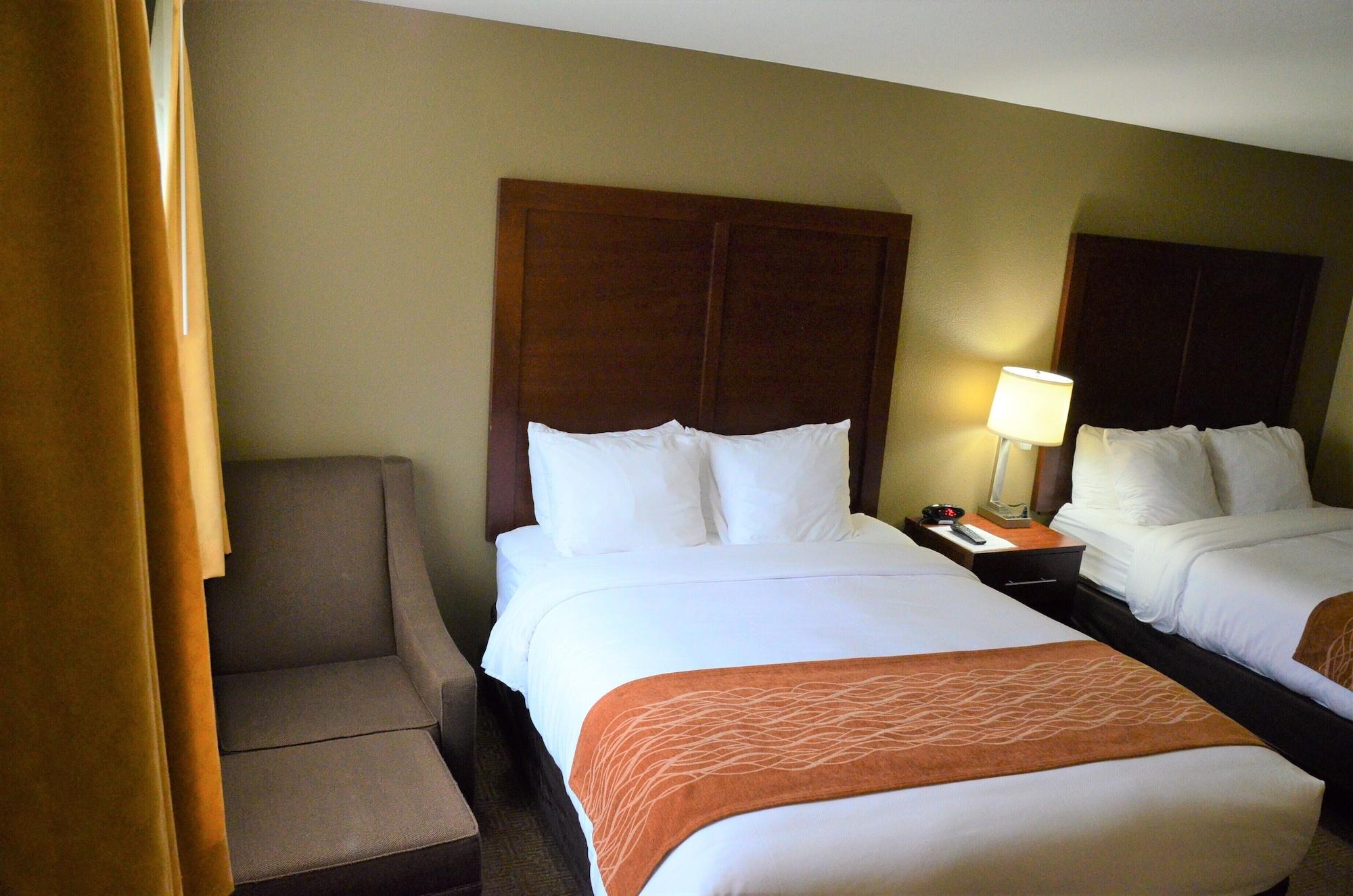 Comfort Inn & Suites Beaverton - Portland West Exteriör bild