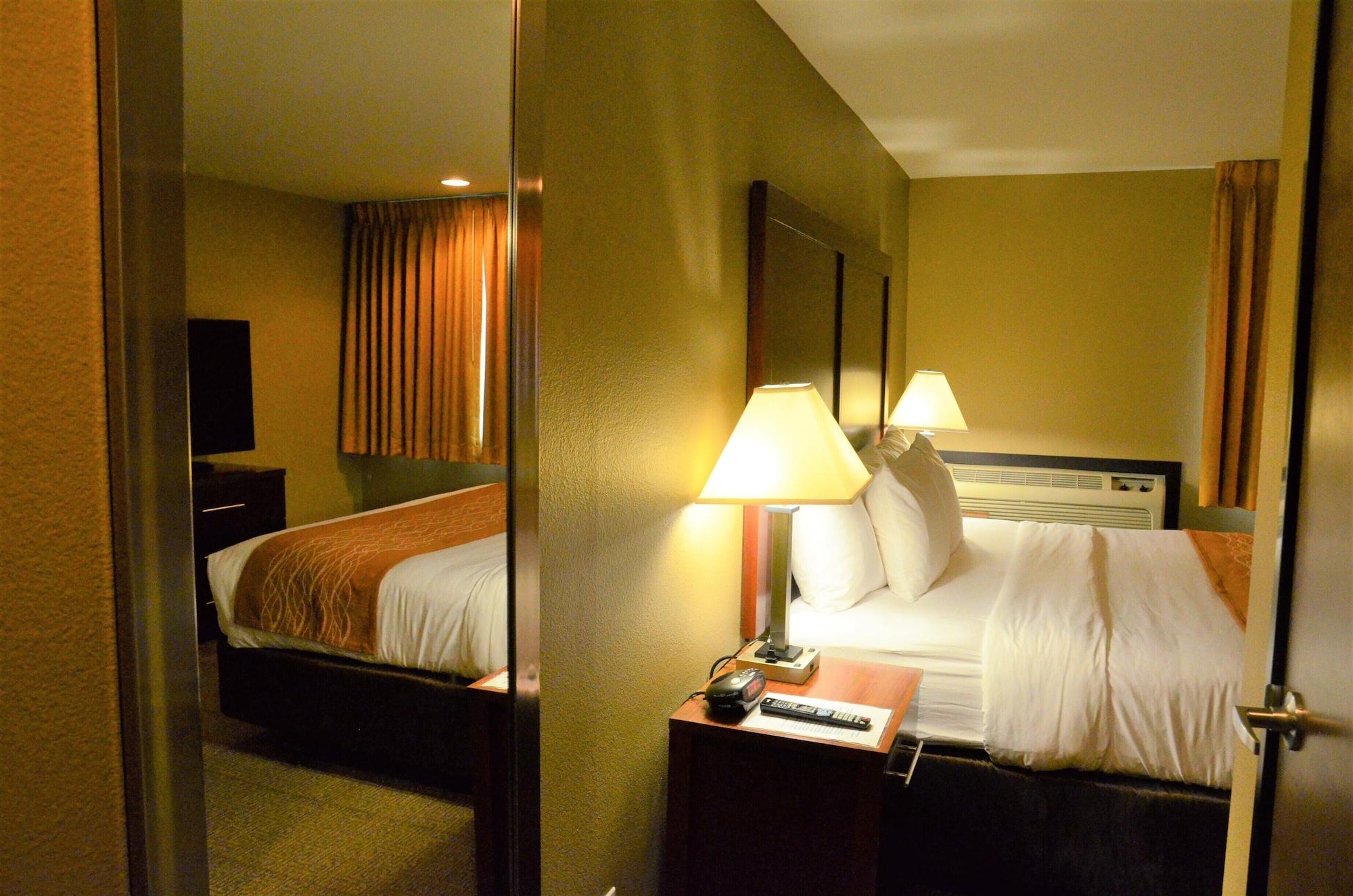 Comfort Inn & Suites Beaverton - Portland West Exteriör bild