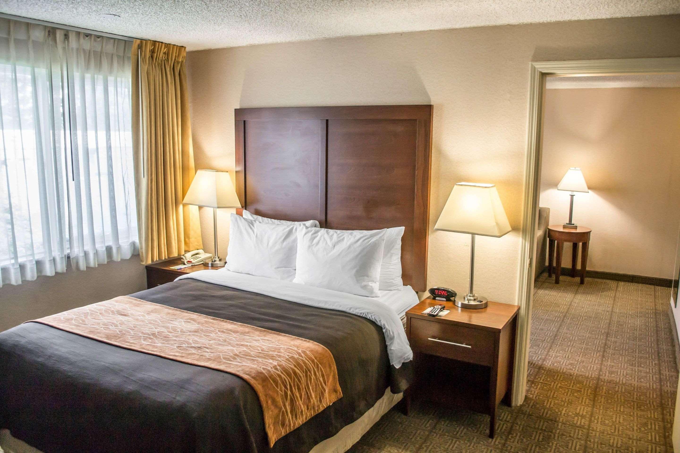 Comfort Inn & Suites Beaverton - Portland West Exteriör bild