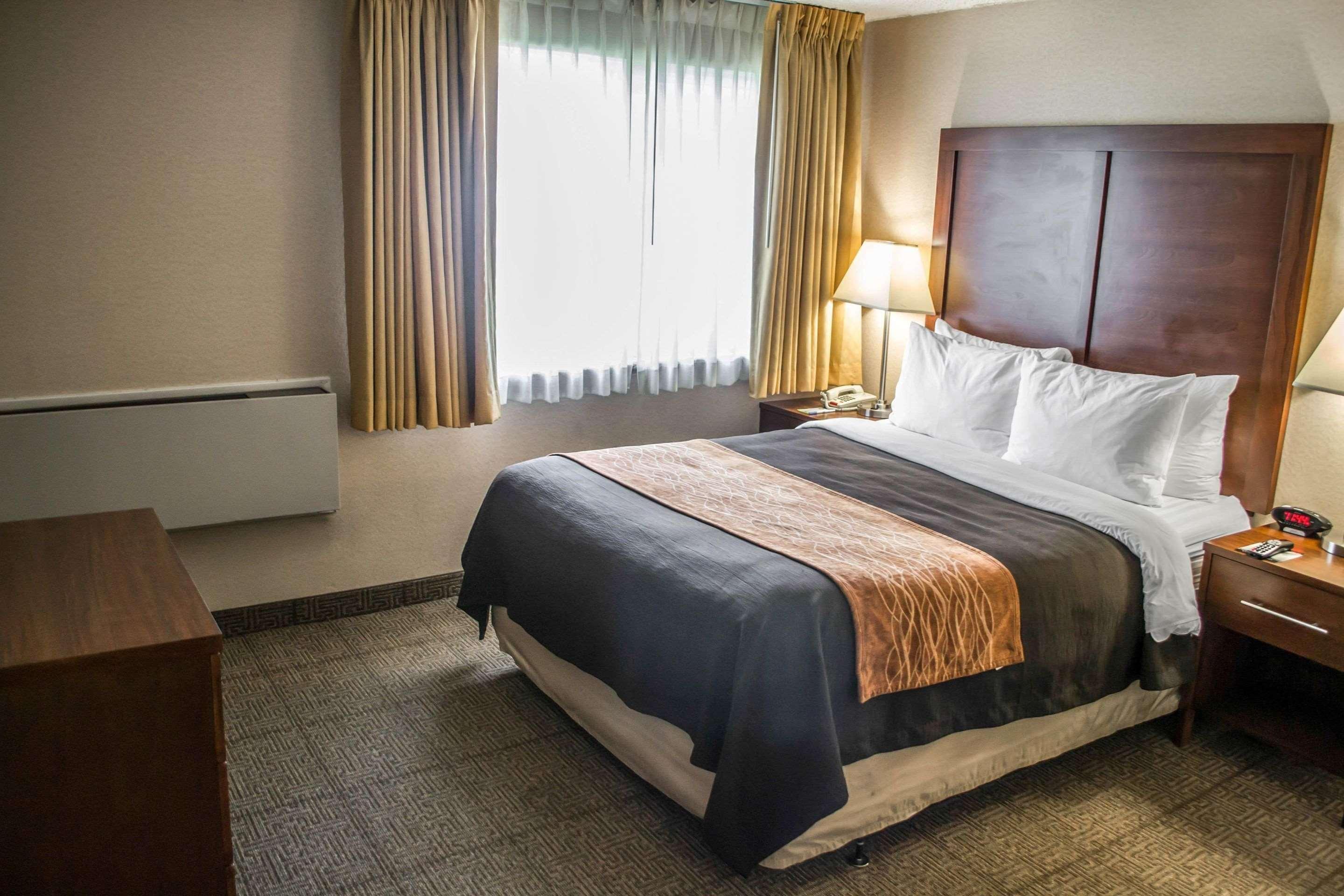 Comfort Inn & Suites Beaverton - Portland West Exteriör bild