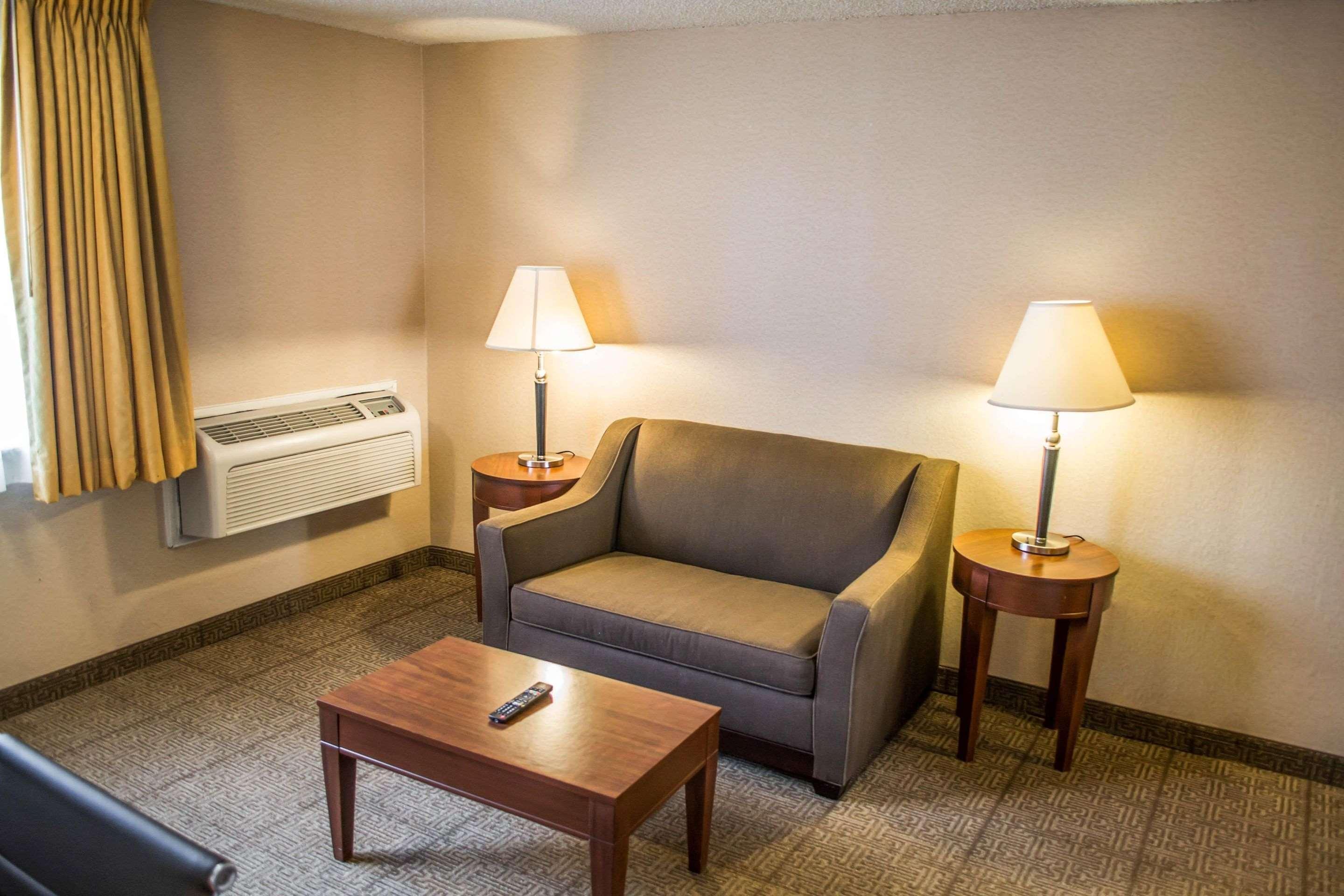 Comfort Inn & Suites Beaverton - Portland West Exteriör bild