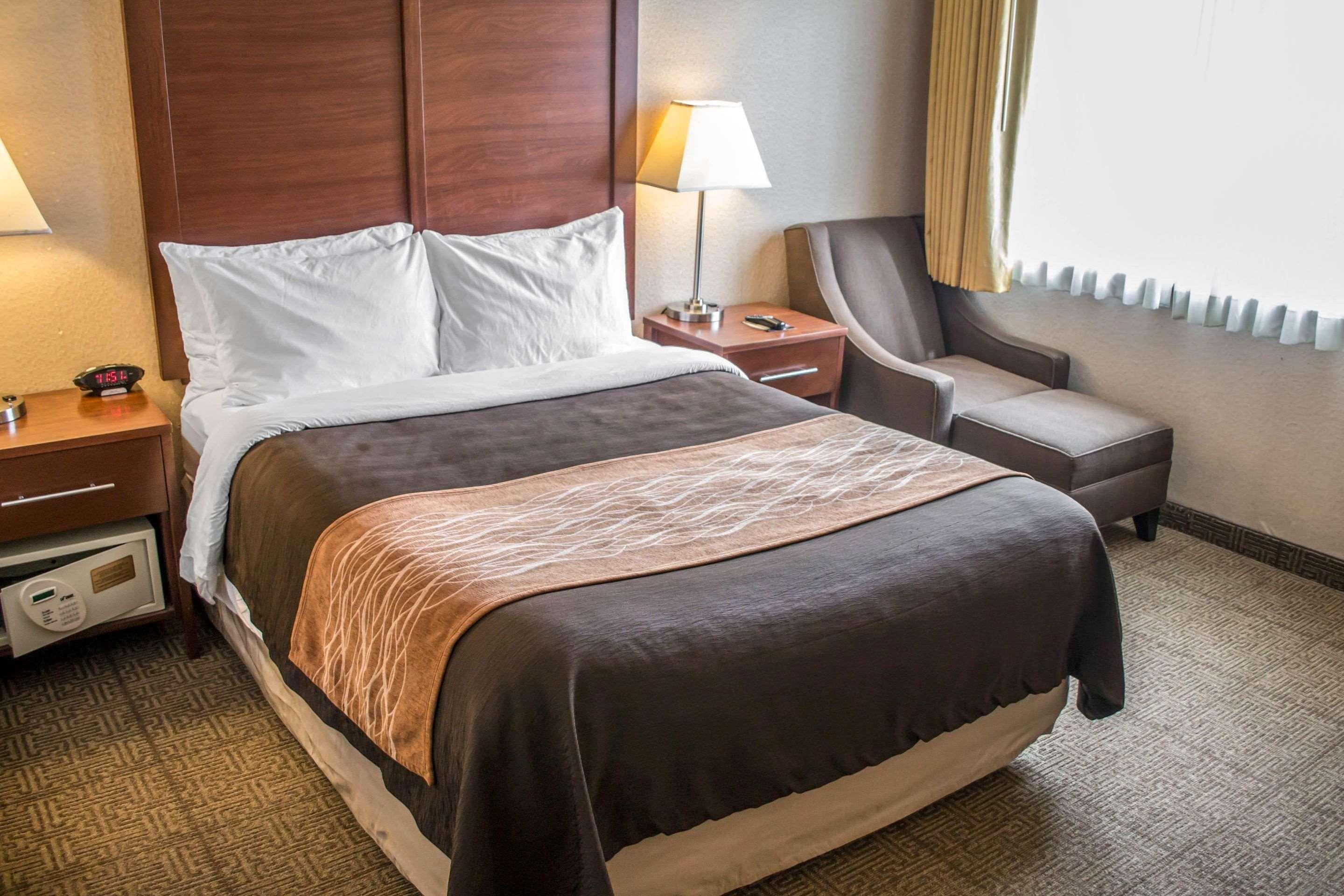 Comfort Inn & Suites Beaverton - Portland West Exteriör bild