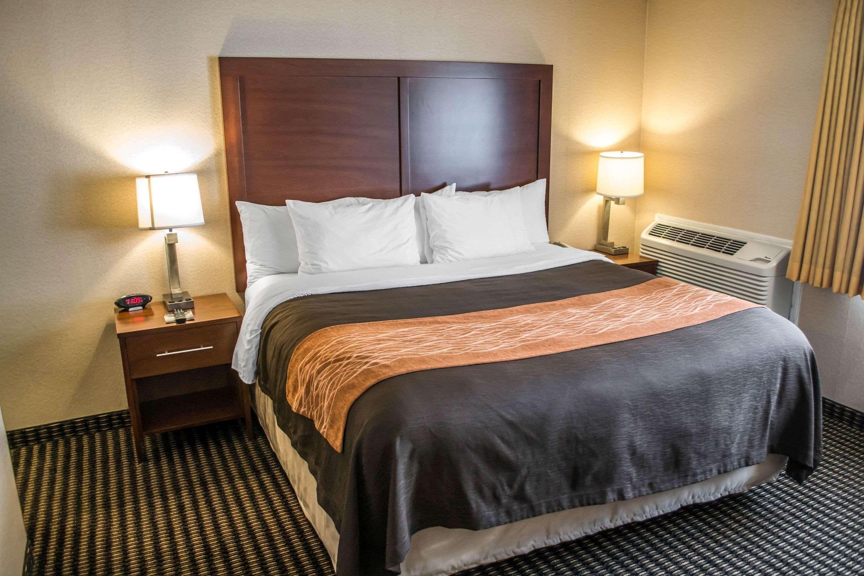 Comfort Inn & Suites Beaverton - Portland West Exteriör bild