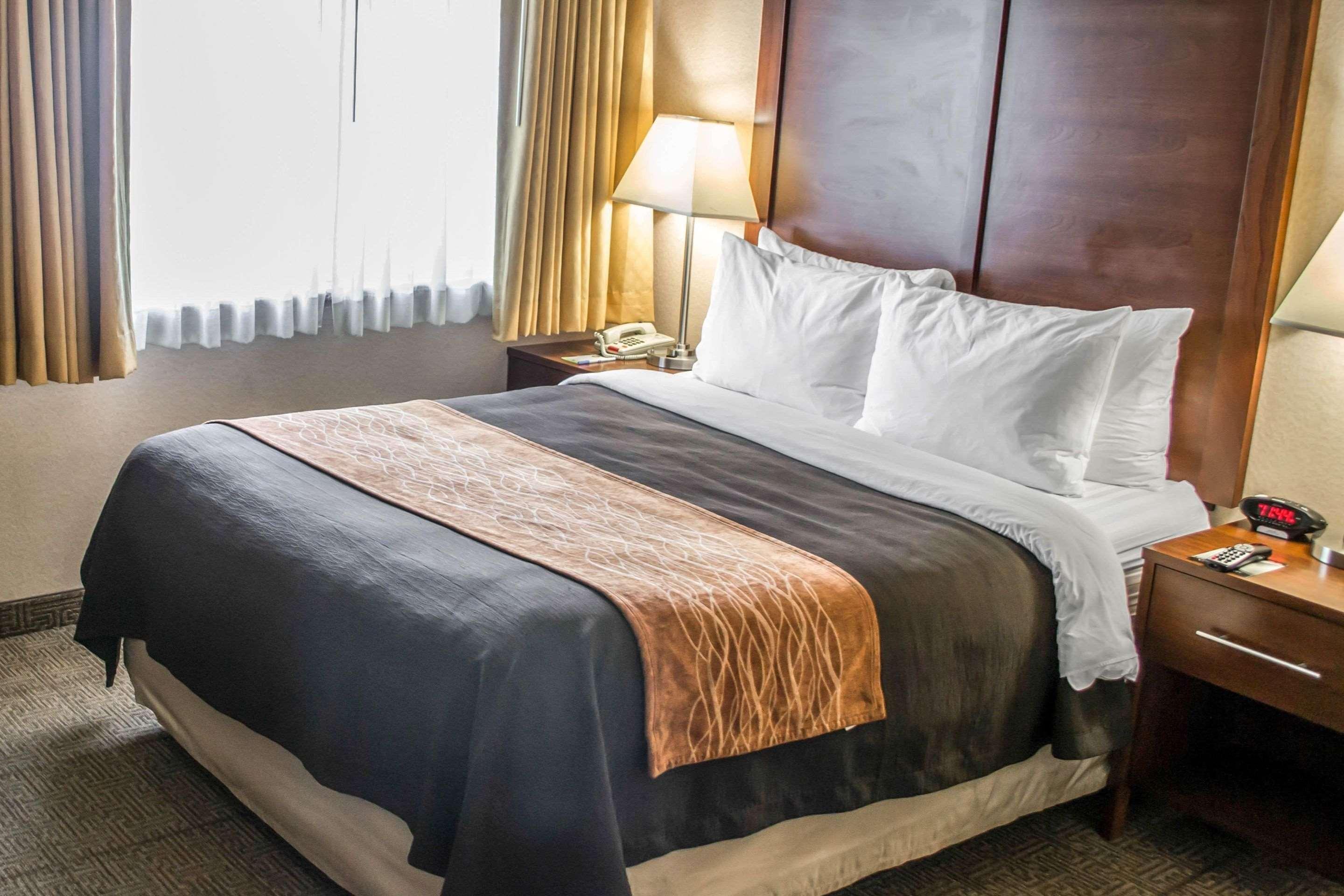 Comfort Inn & Suites Beaverton - Portland West Exteriör bild