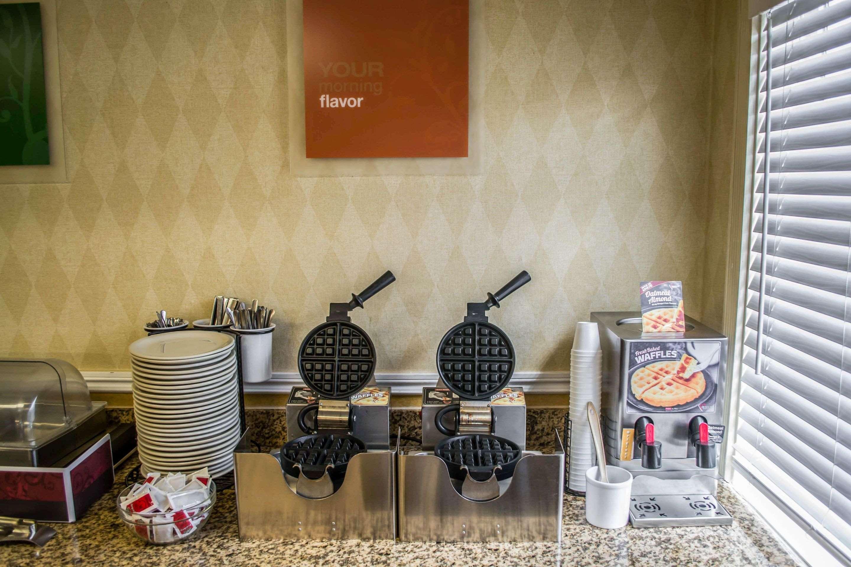 Comfort Inn & Suites Beaverton - Portland West Exteriör bild